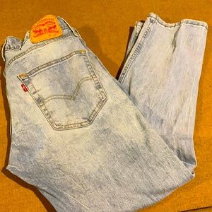 Men’s Levi’s jeans